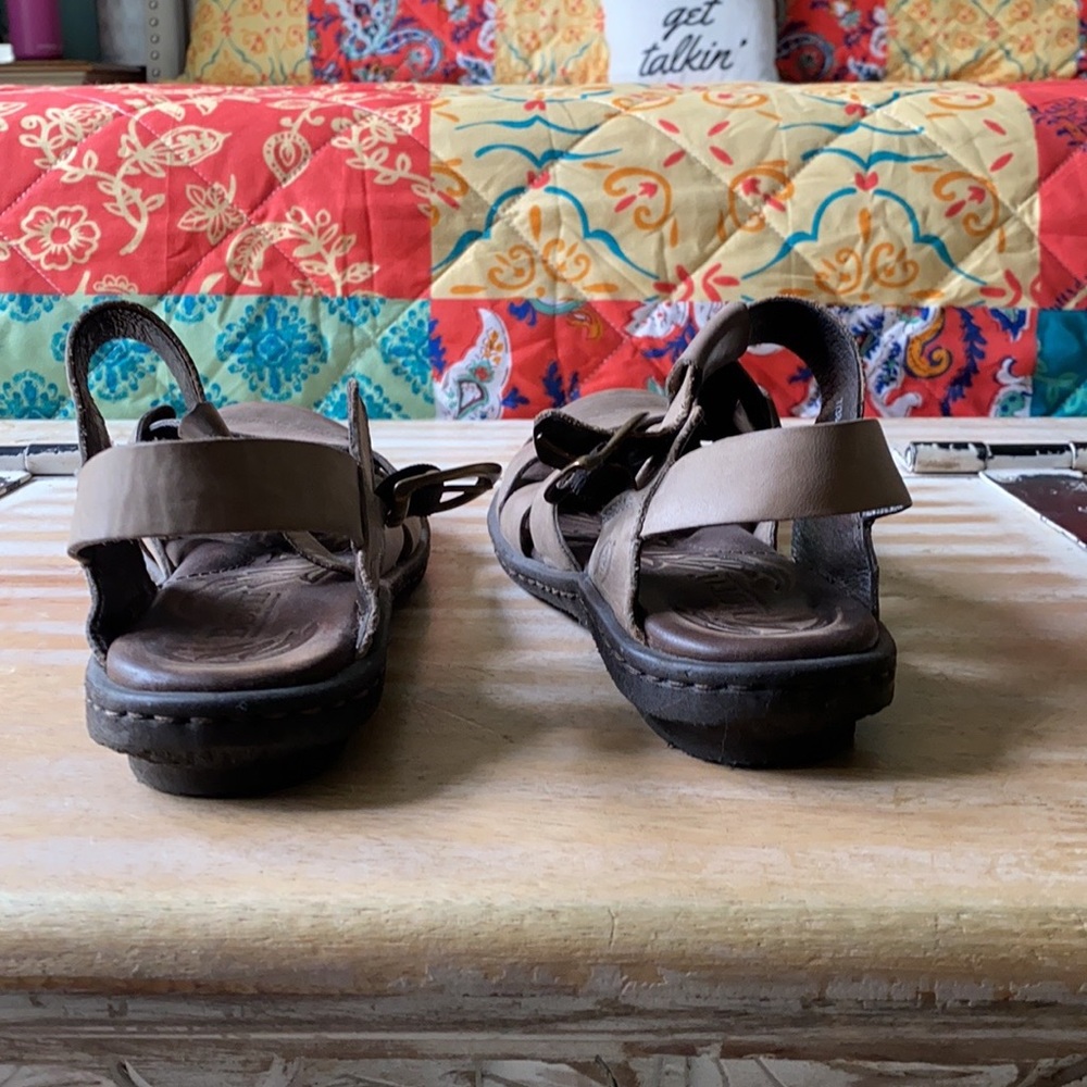 Born sandals Size 7